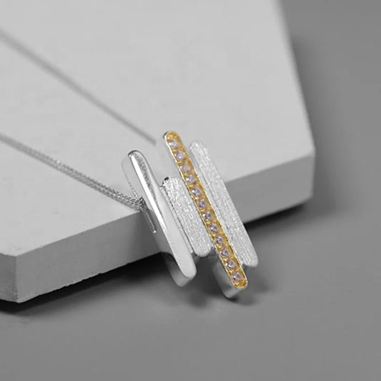 Minimal Parallel Necklace