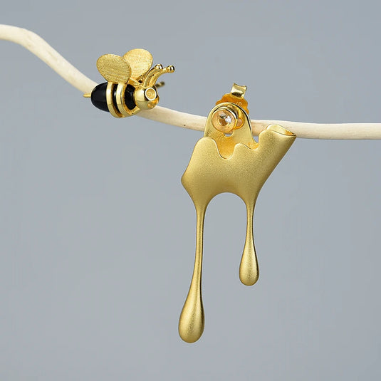 Honey & Bee Stud LFJA0079A on a piece of stick- Tan Tan Gallery