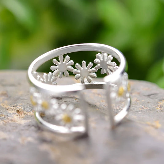 Little Daisy Flower Ring